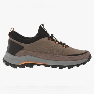NIB BASS Outdoor Trek Stretch Hiker Hiking Shoe in Walnut
